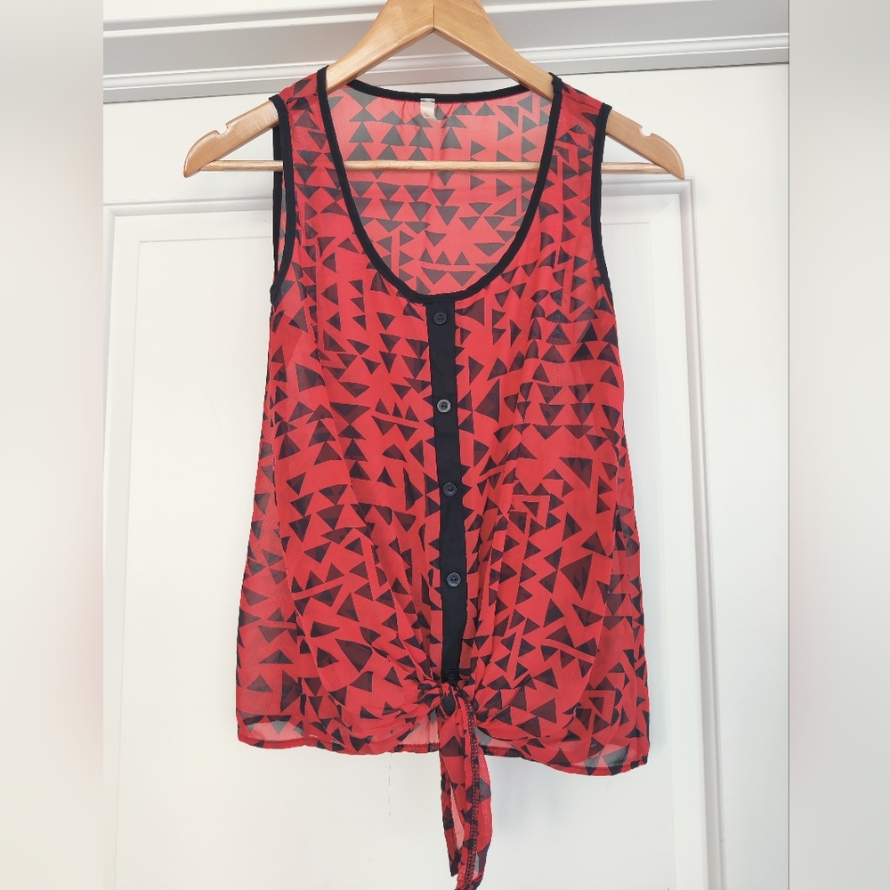 Geometric Semi-sheer Tank Top